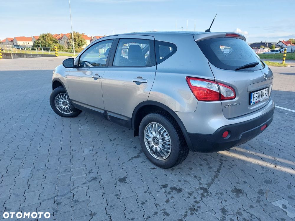 Nissan Qashqai 1.5 dCi DPF tekna - 8