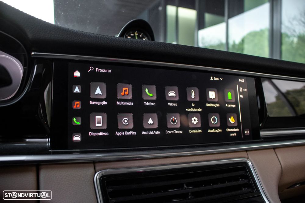 Porsche Panamera 4 E-Hybrid Platinum Edition - 44