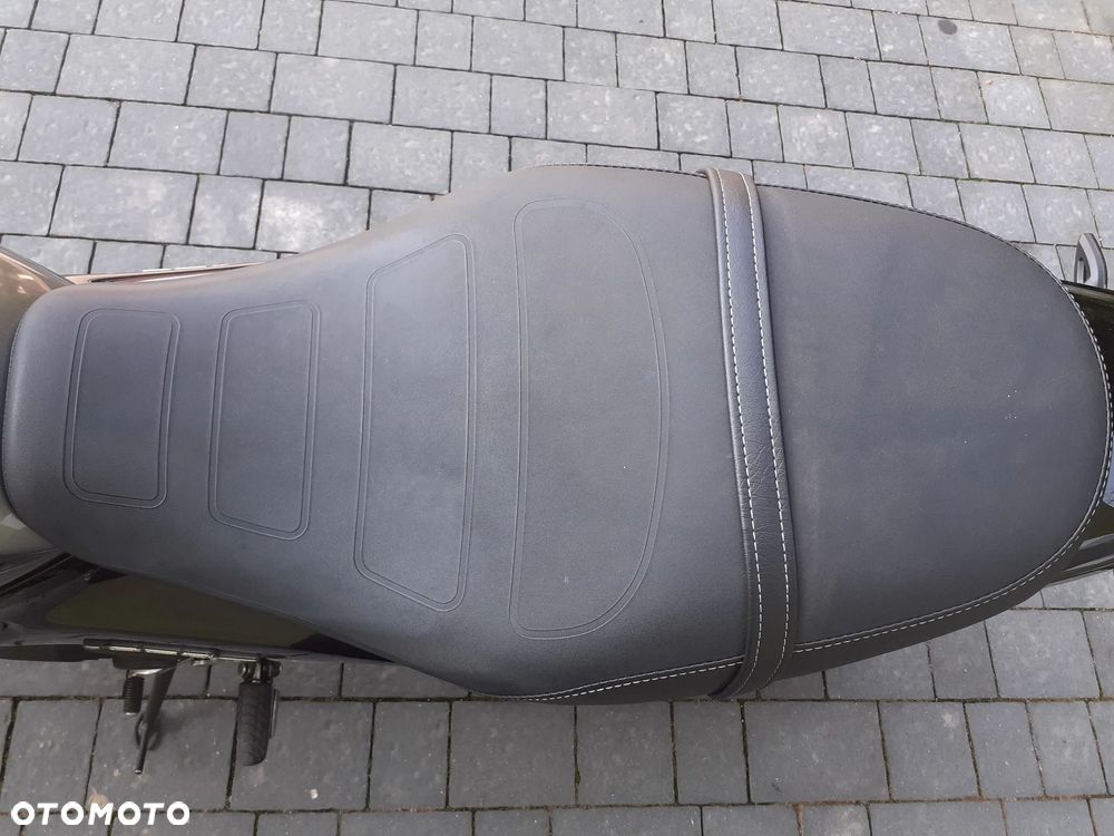 Kawasaki Z 650 RS - 36