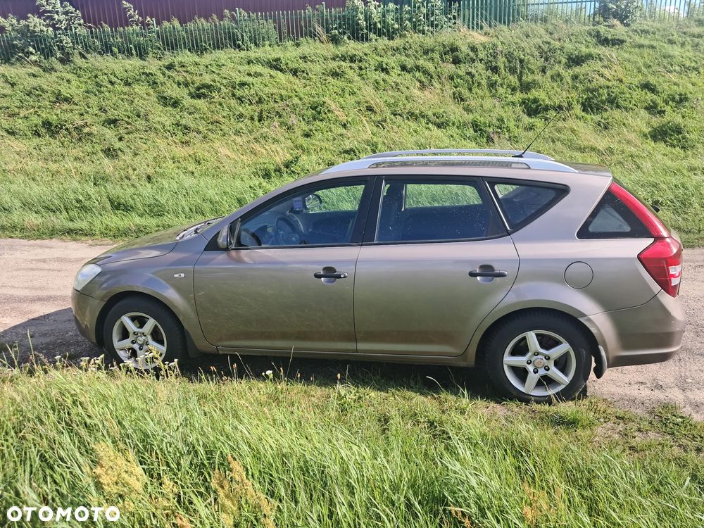 Kia Ceed 1.6 Crdi Comfort - 9