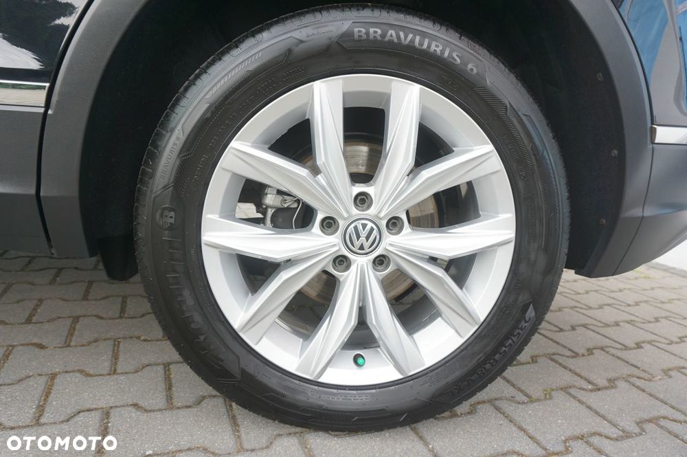 Volkswagen Tiguan 2.0 TDI SCR 4MOTION BlueMotion Technology DSG Sport & Style - 29