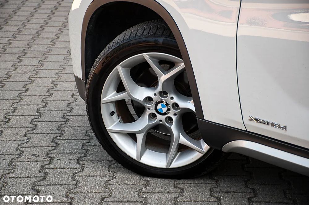 BMW X1 xDrive18d xLine - 27