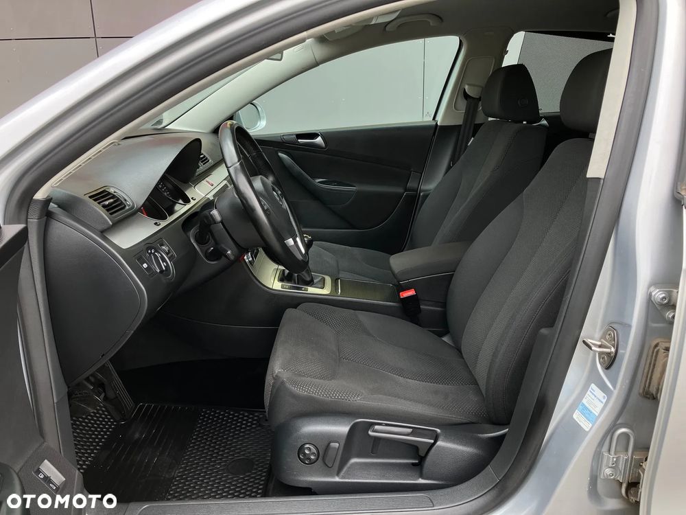 Volkswagen Passat 1.4 TSI Comfortline R-Style - 19