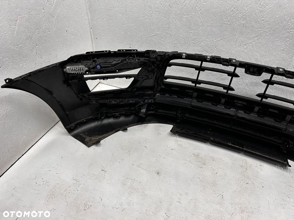 Zderzak przód przedni PORSCHE MACAN GTS 95B DRUGI LIFT 2023 Kolor LC9X - 9