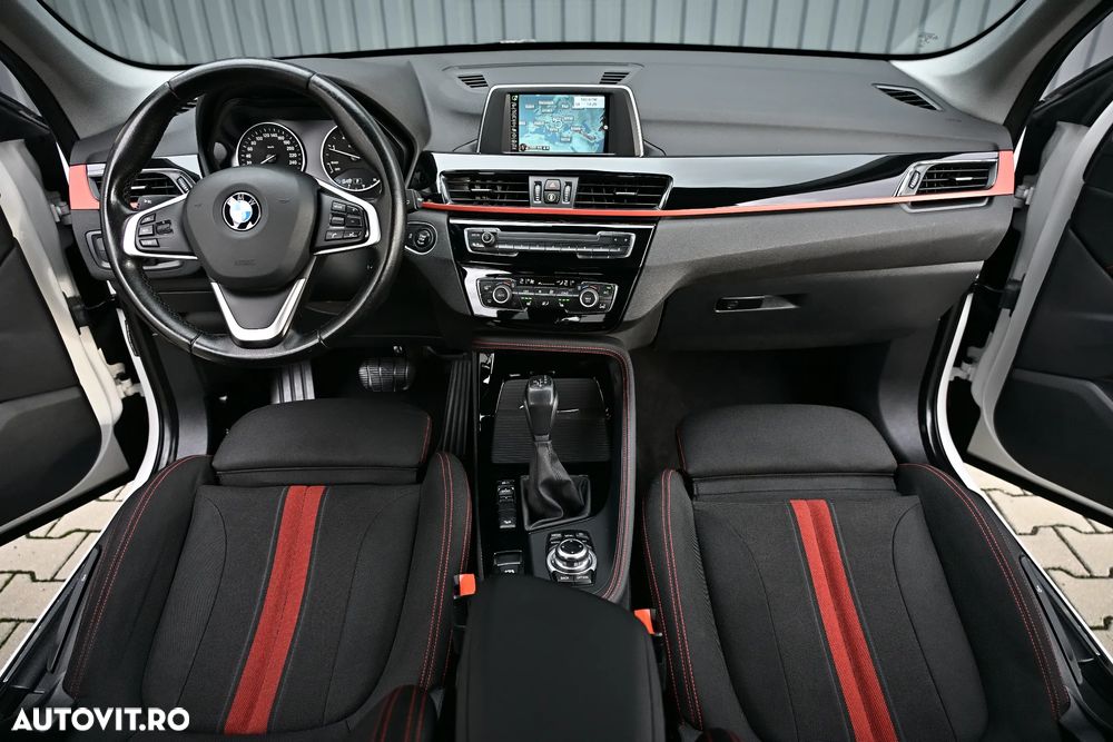 BMW X1 xDrive18d Aut. Sport Line - 7