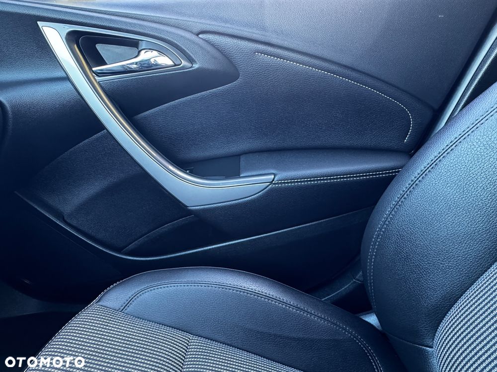 Opel Astra 1.4 Turbo Cosmo - 35