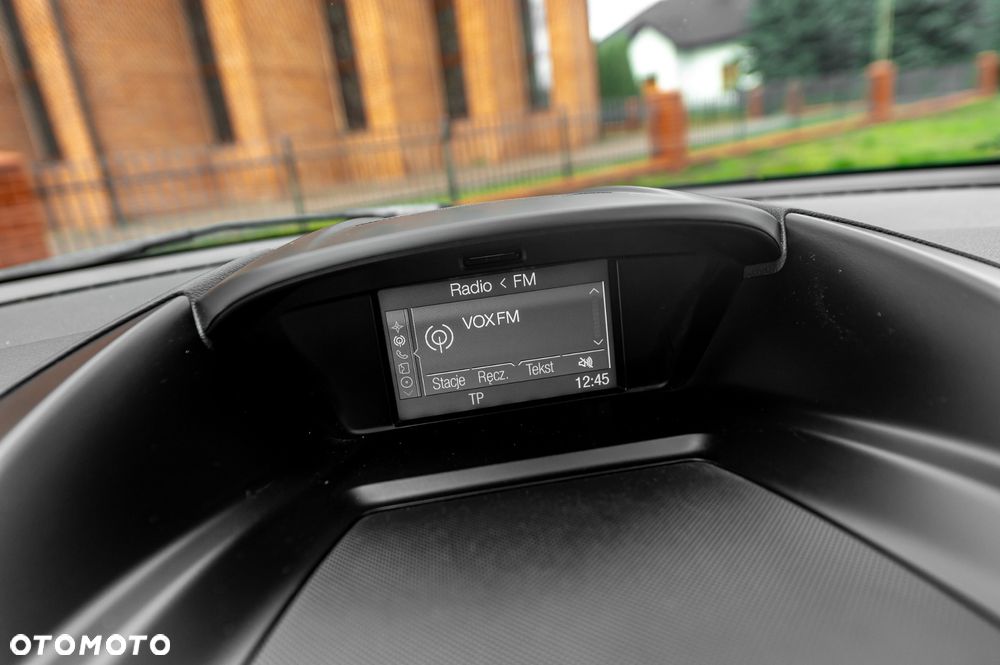 Ford Kuga 1.6 EcoBoost 4x4 Titanium - 29