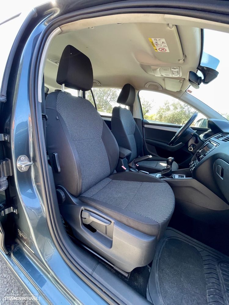 Skoda Octavia Break 1.6 TDi Ambition - 12