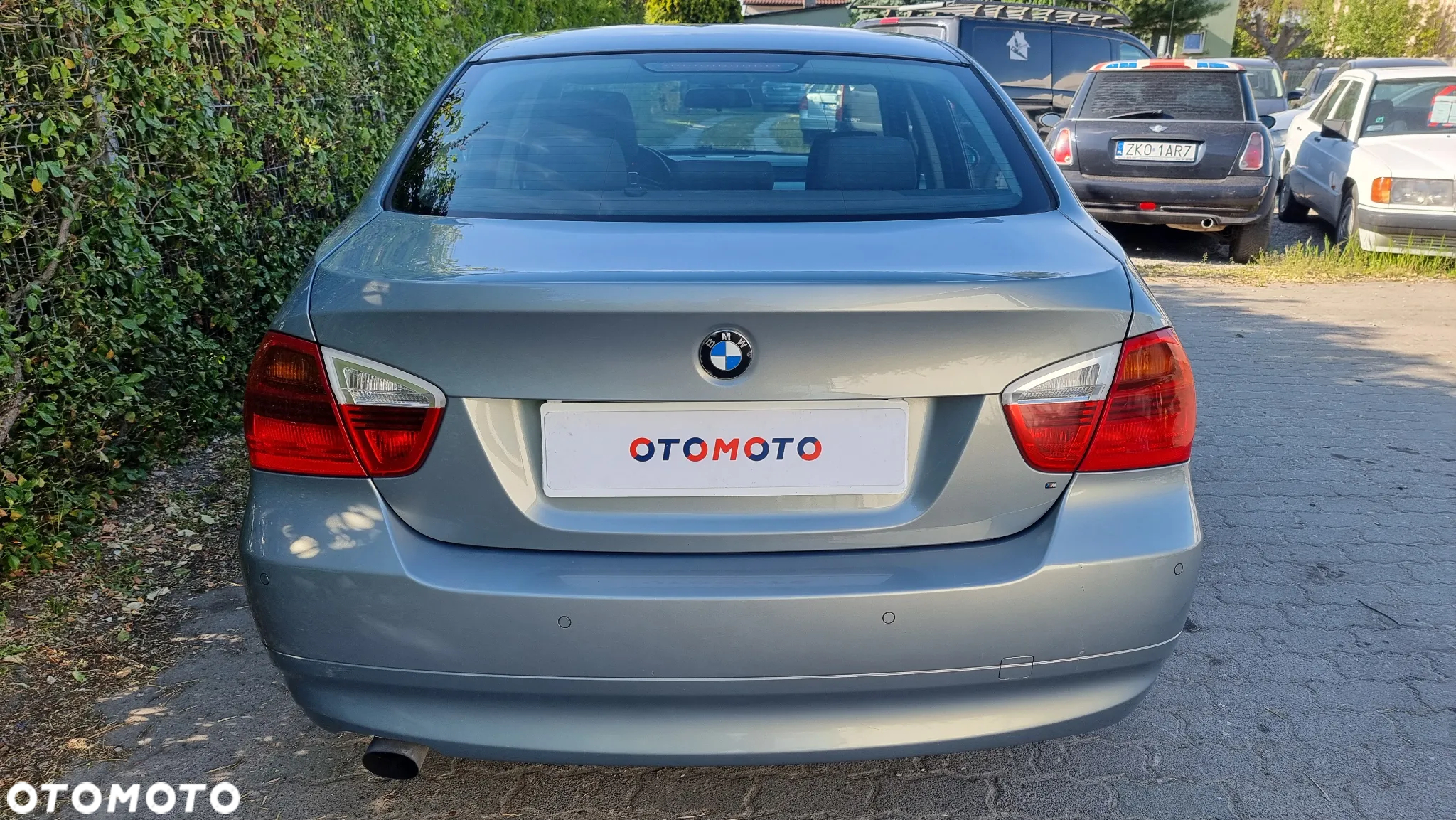 BMW Seria 3 318i - 23