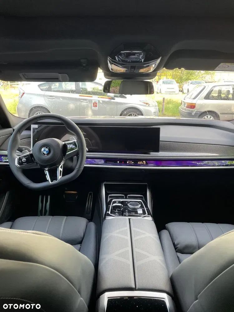 BMW Seria 7 740d xDrive sport - 14