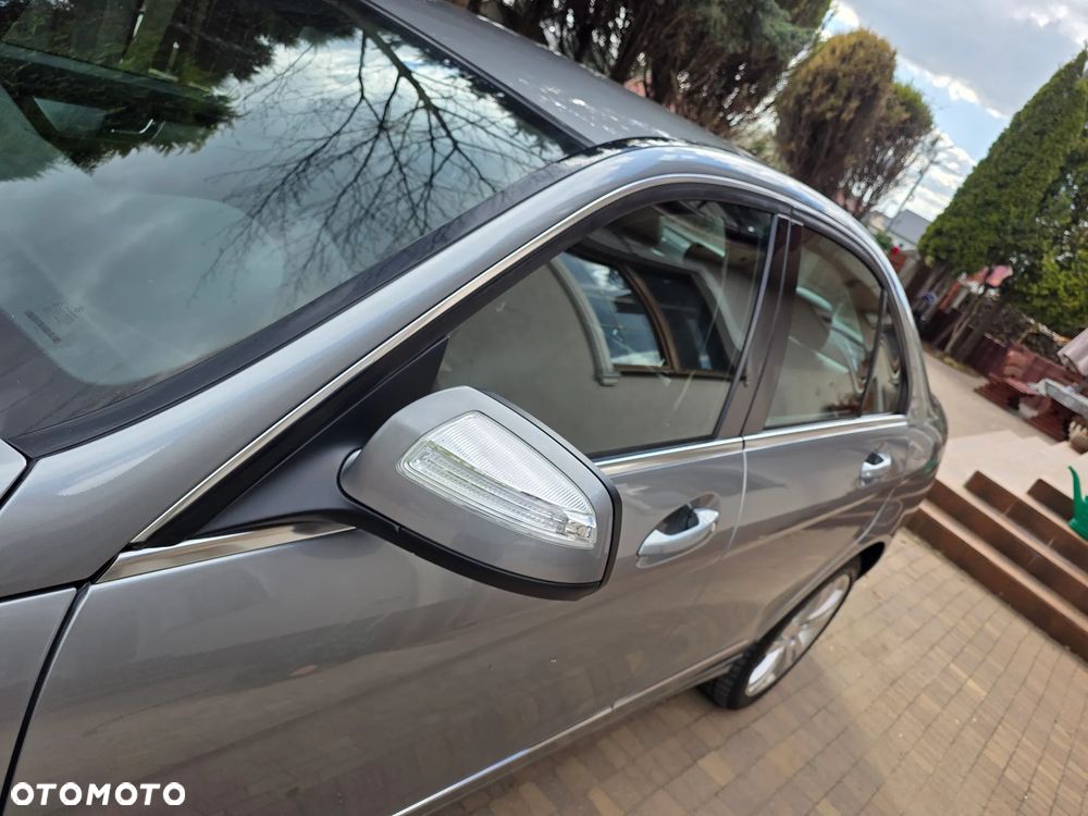 Mercedes-Benz Klasa C 350 7G-TRONIC Avantgarde - 23