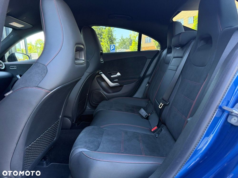 Mercedes-Benz CLA 200 mHEV AMG Line 7G-DCT - 11