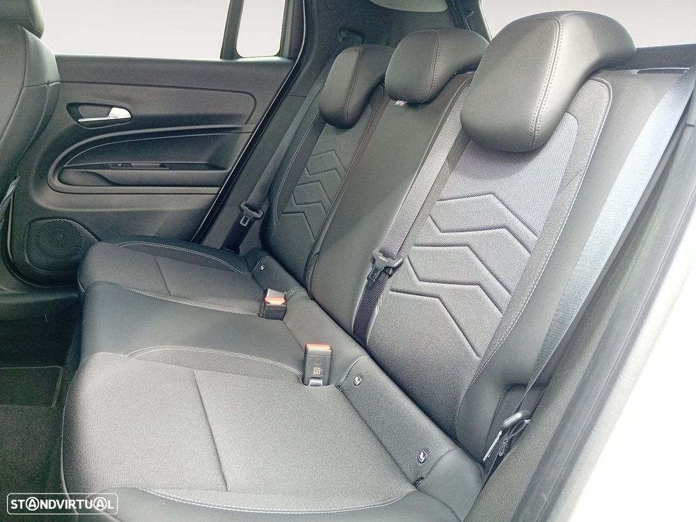 Jeep Avenger 1.2 GSE T3 Altitude - 13