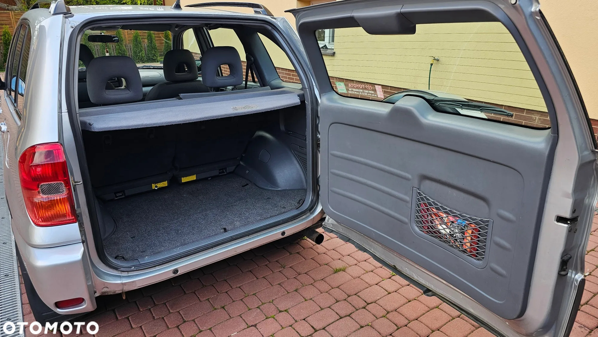 Toyota RAV4 2.0 D-4D Prestige - 25