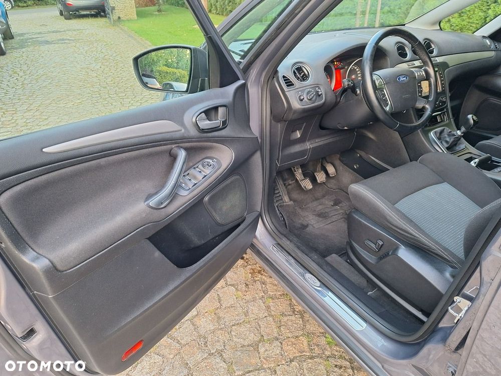 Ford S-Max 2.0 TDCi DPF Titanium - 9