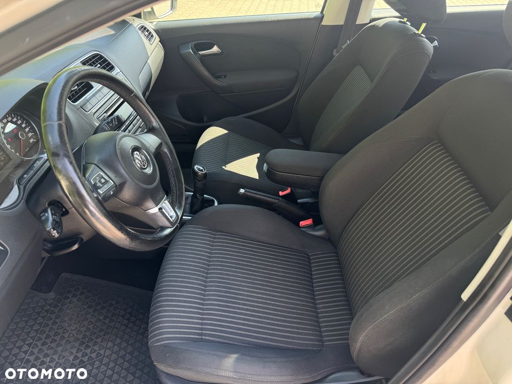 Volkswagen Polo 1.2 Life - 11