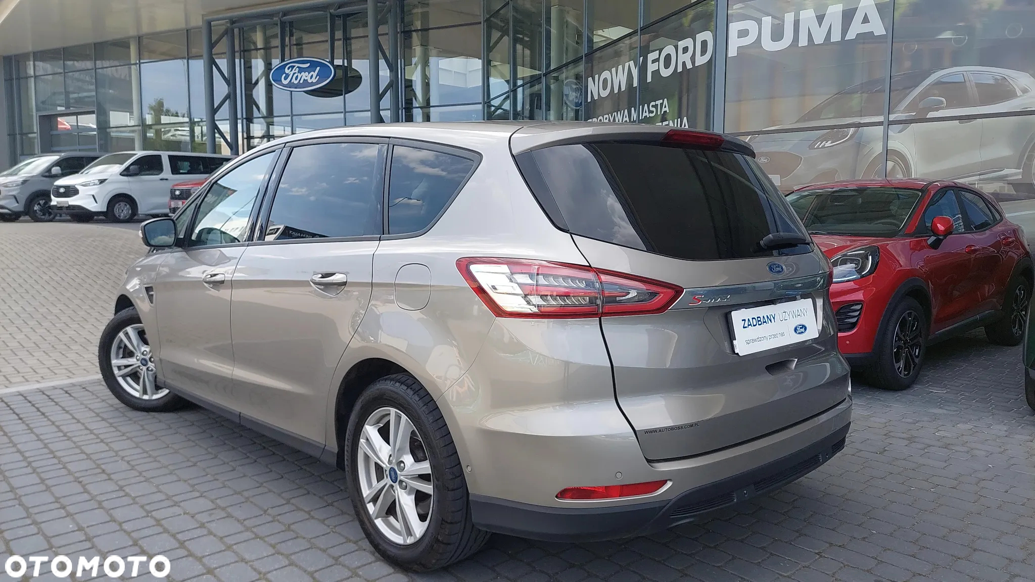 Ford S-Max - 31