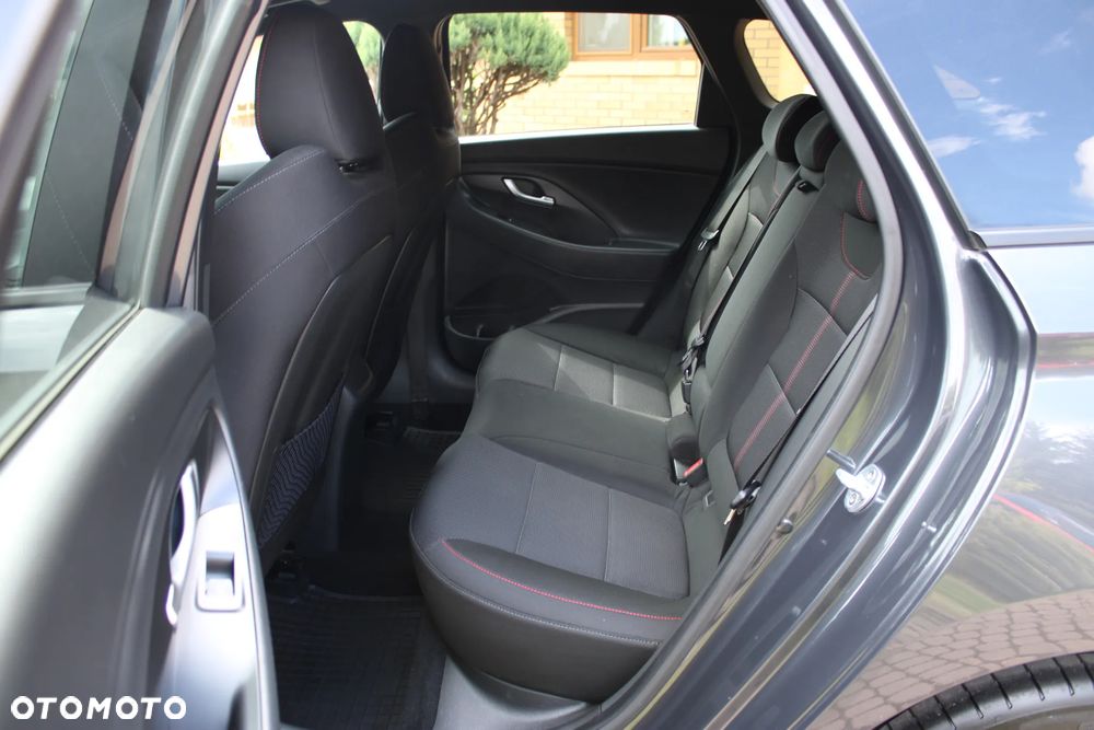 Hyundai i30 1.5 T-GDI 48V-Hybrid DCT N-Line - 18