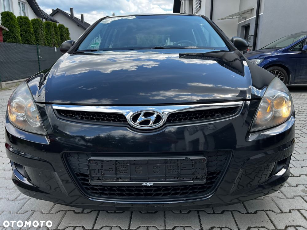 Hyundai i30 1.4 Classic + - 12
