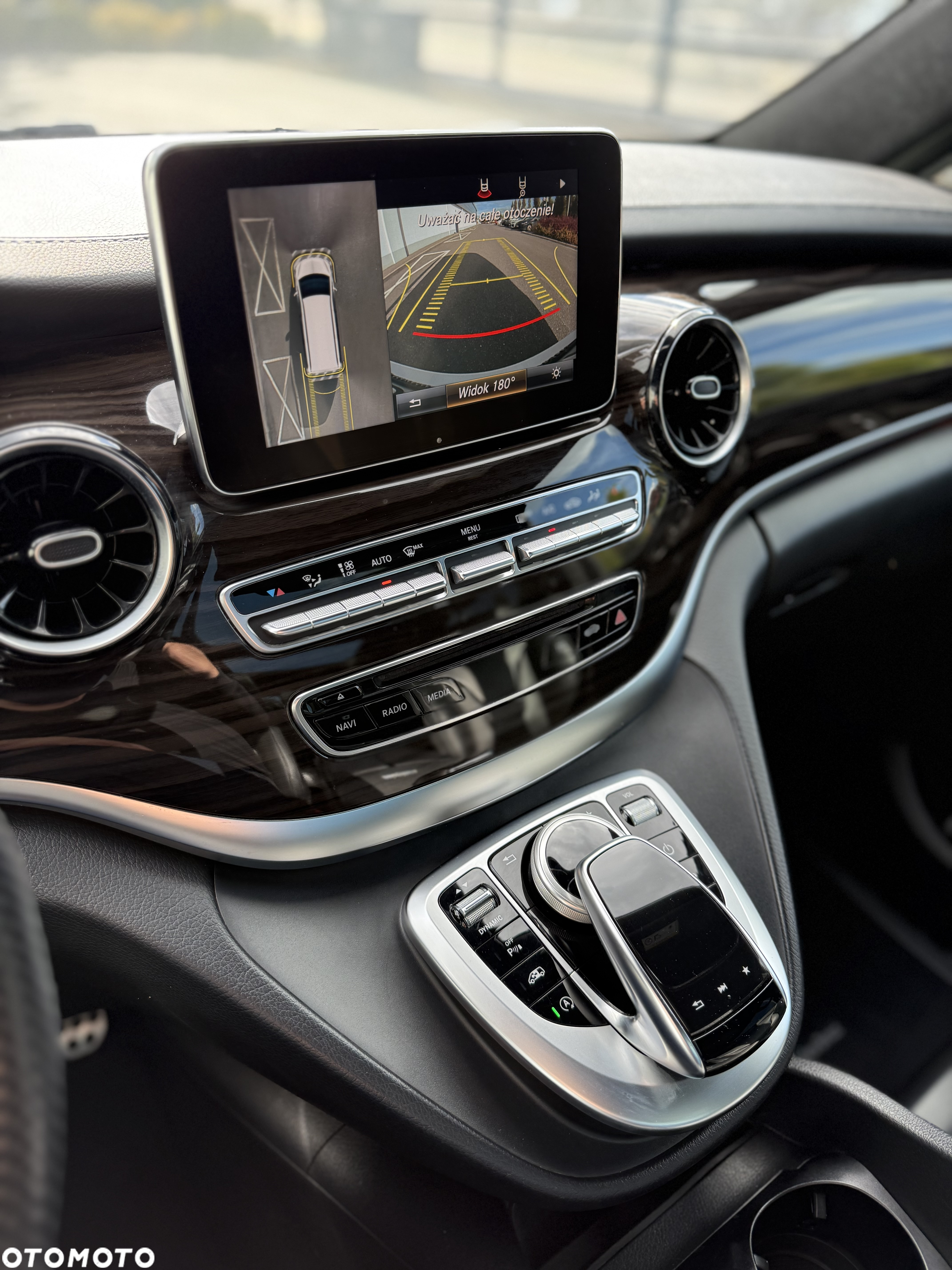 Mercedes-Benz Klasa V 300 d 4-Matic 9G-Tronic - 17