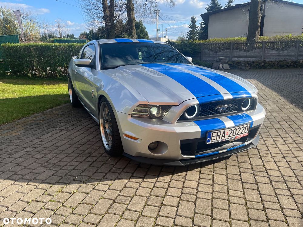 Ford Mustang - 2