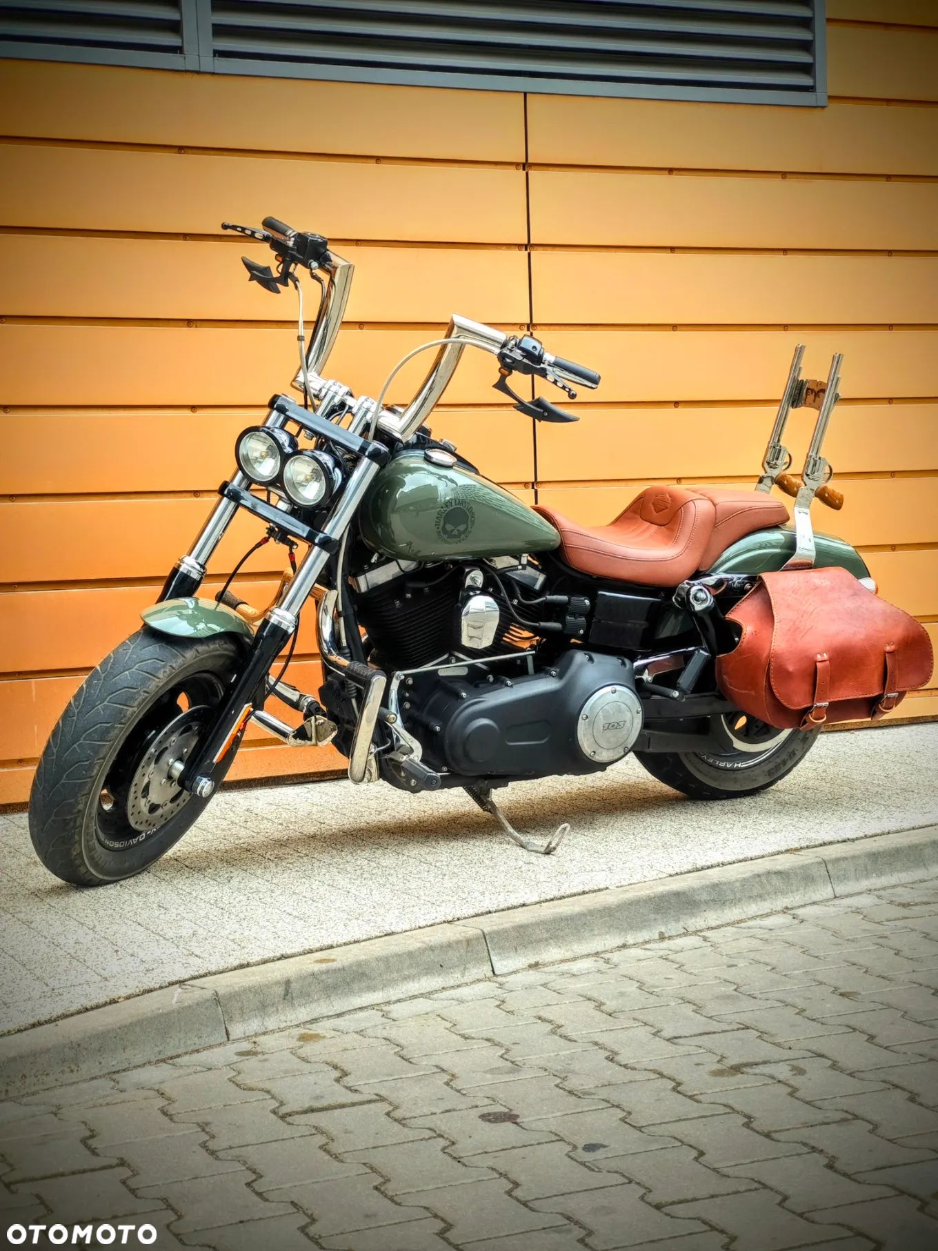 Harley-Davidson Dyna Fat Bob - 1