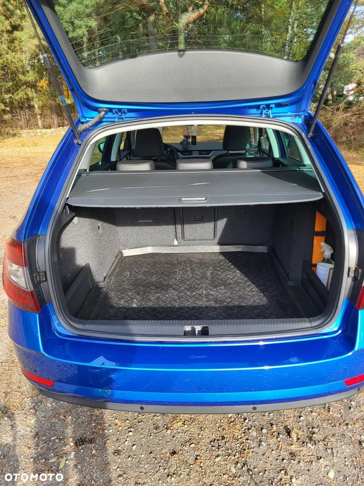 Skoda Octavia 1.6 TDI Ambition DSG - 3