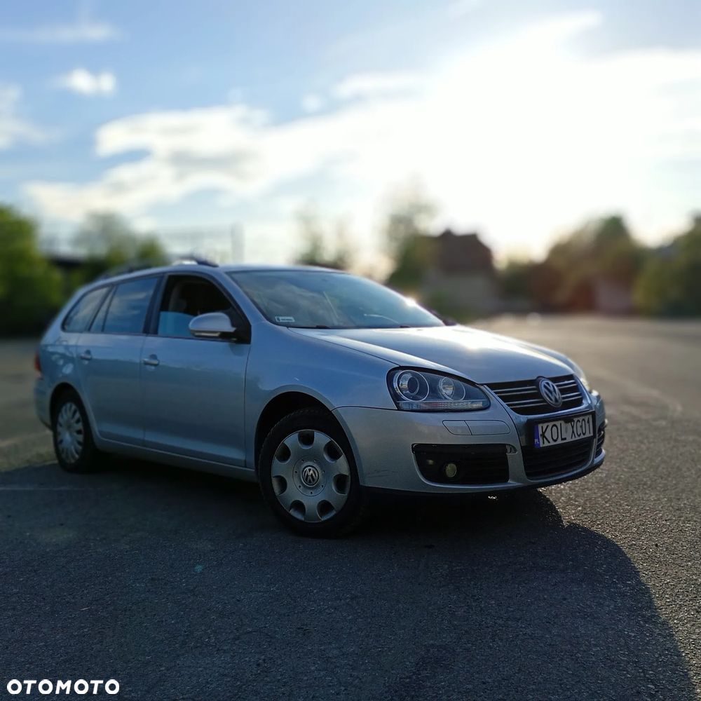 Volkswagen Golf - 5