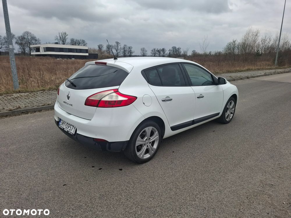 Renault Megane 1.6 16V 110 Expression - 9