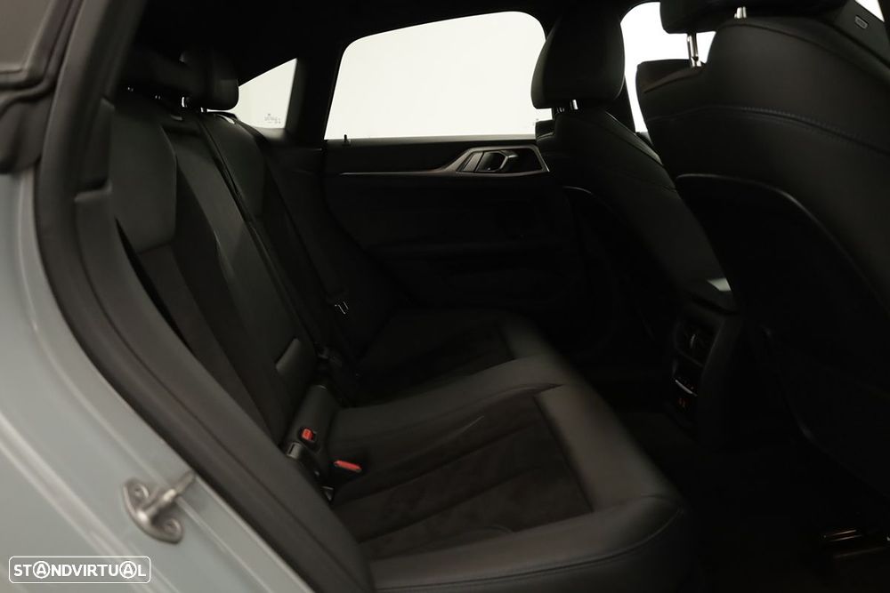 BMW 420 Gran Coupé i Pack Desportivo M Auto - 21