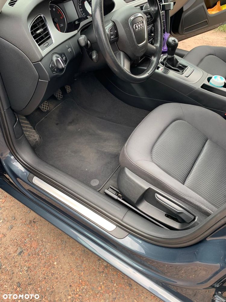 Audi A4 Avant 1.8 TFSI Ambiente - 23
