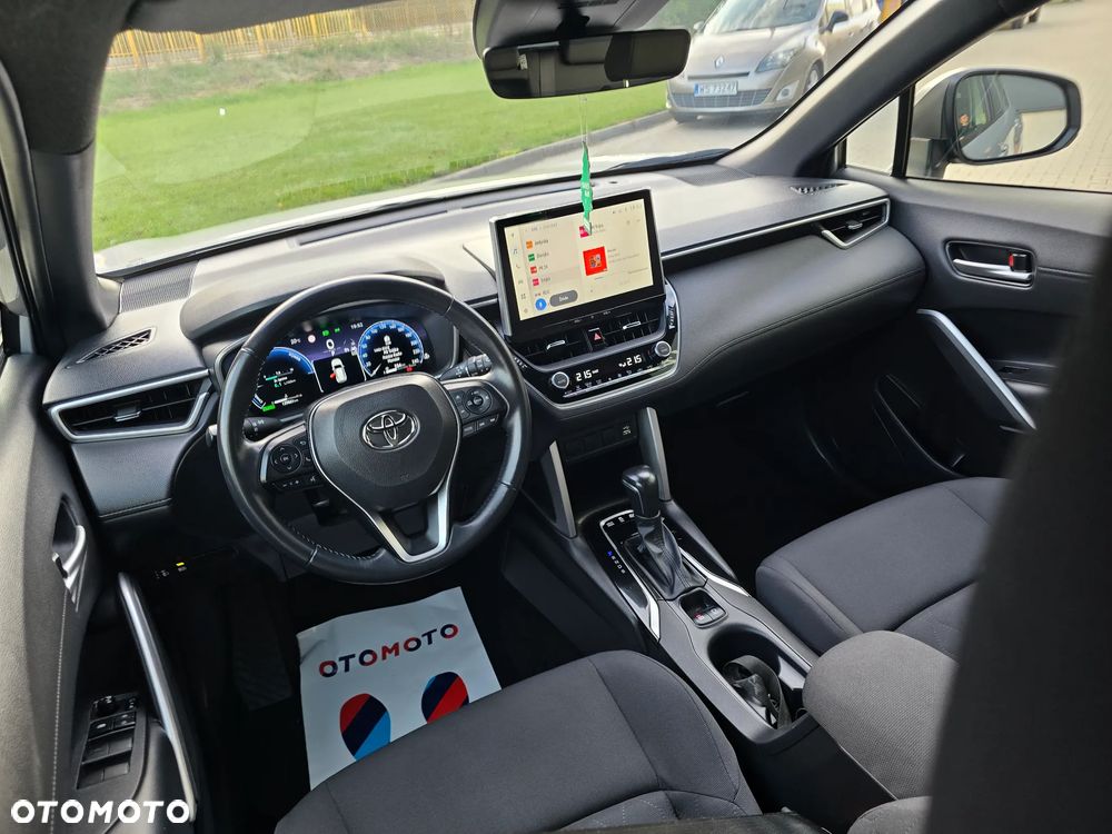 Toyota Corolla Cross 2.0 Hybrid Comfort - 29