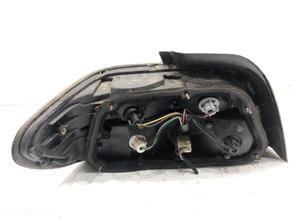 LAMPA PRAWY TYŁ  SSANGYONG CHAIRMAN (HT_) 1997 - 2022 3.2 165 kW [225 KM] benzyna 2011 - 2022 - 3