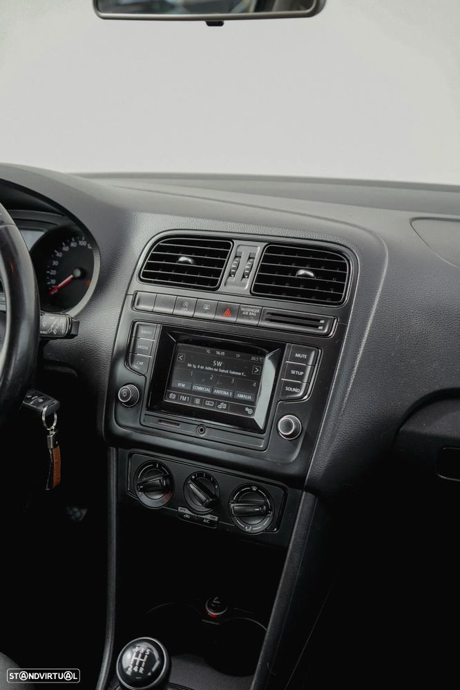 VW Polo 1.0 Confortline - 20