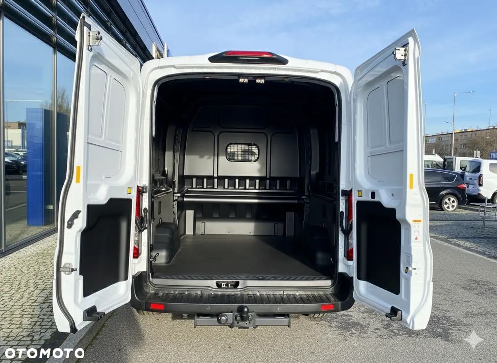 Ford Transit - 8