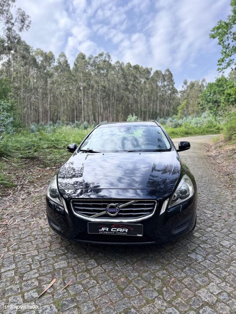 Volvo V60 2.0 D3 Momentum Start/Stop - 7
