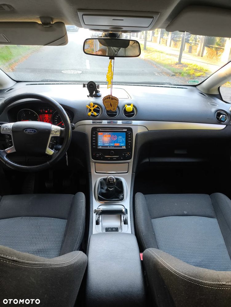 Ford S-Max - 9