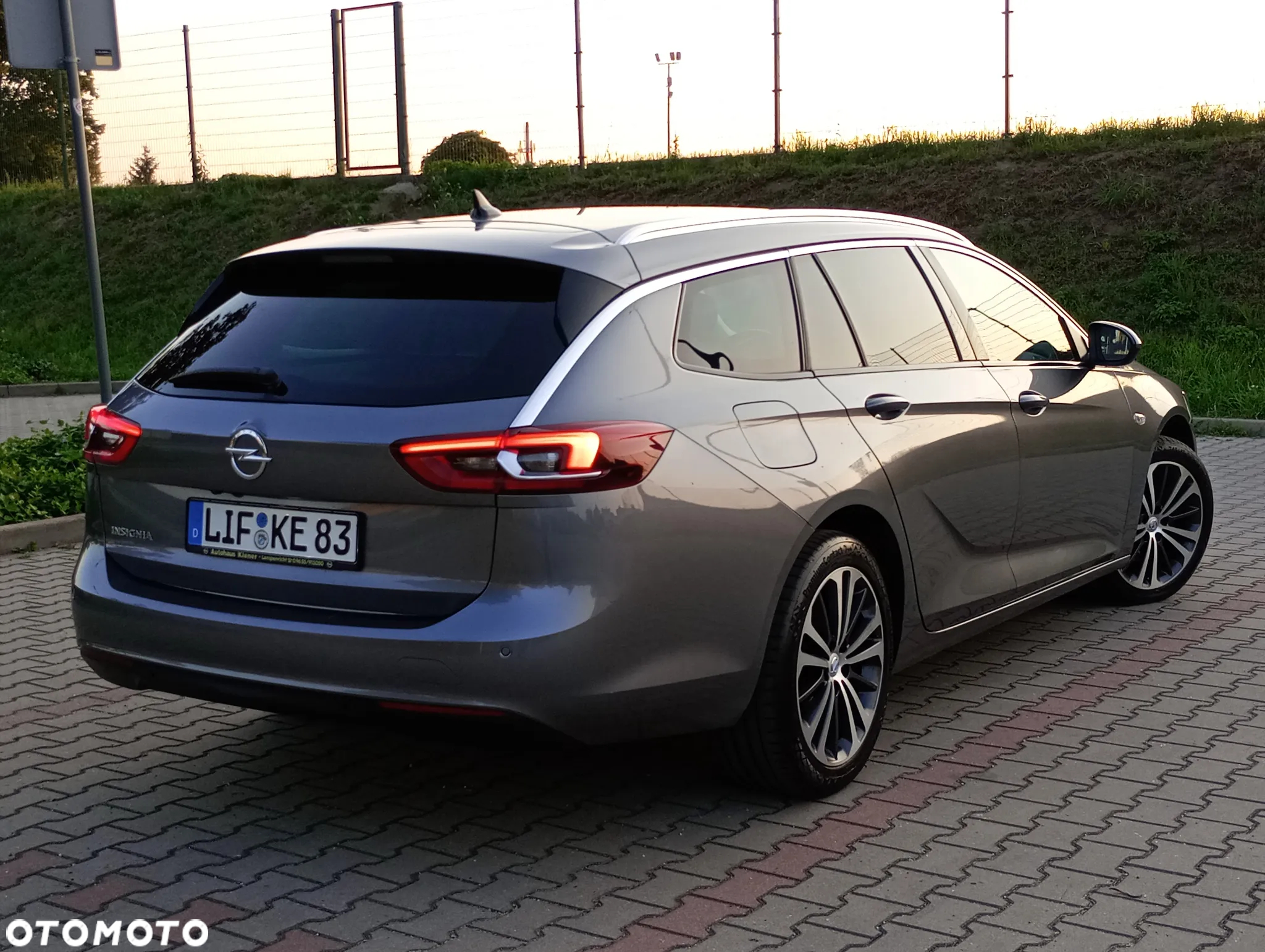 Opel Insignia 2.0 CDTI Innovation S&S - 6