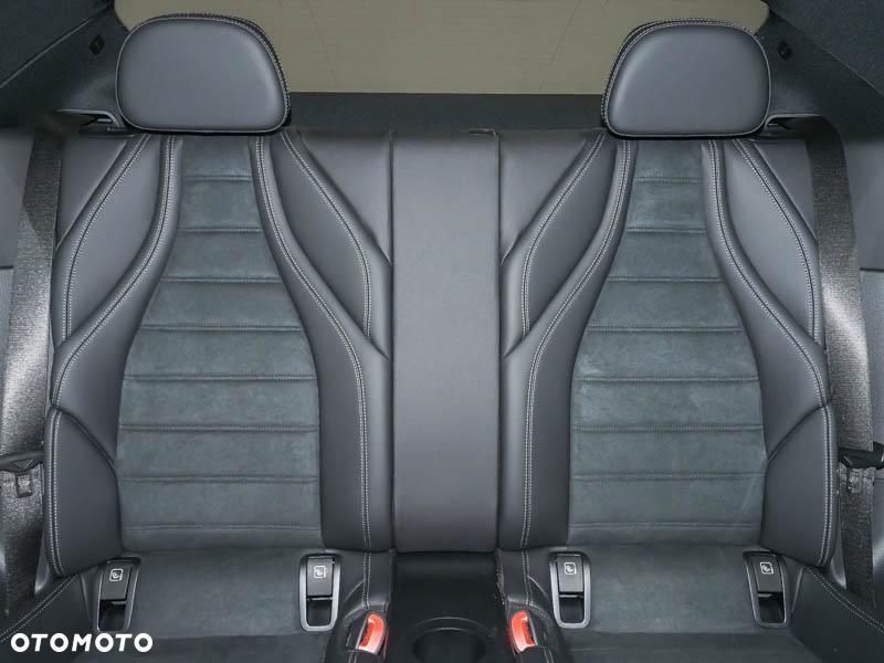 Mercedes-Benz CLE - 11