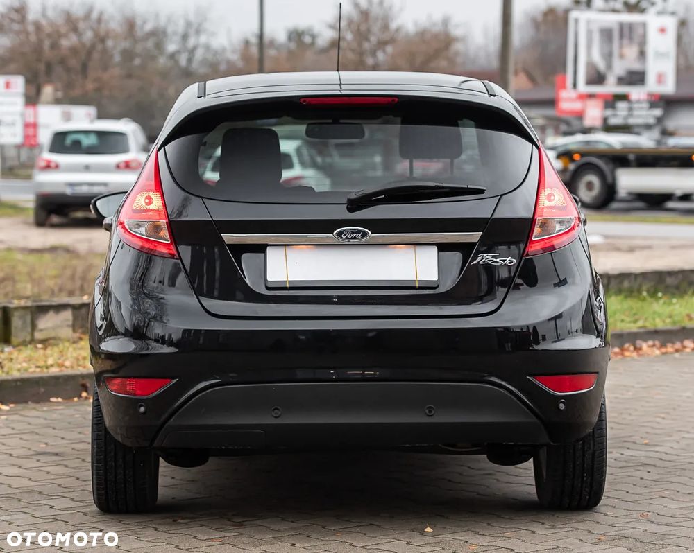 Ford Fiesta 1.6 Ti-VCT Titanium - 11