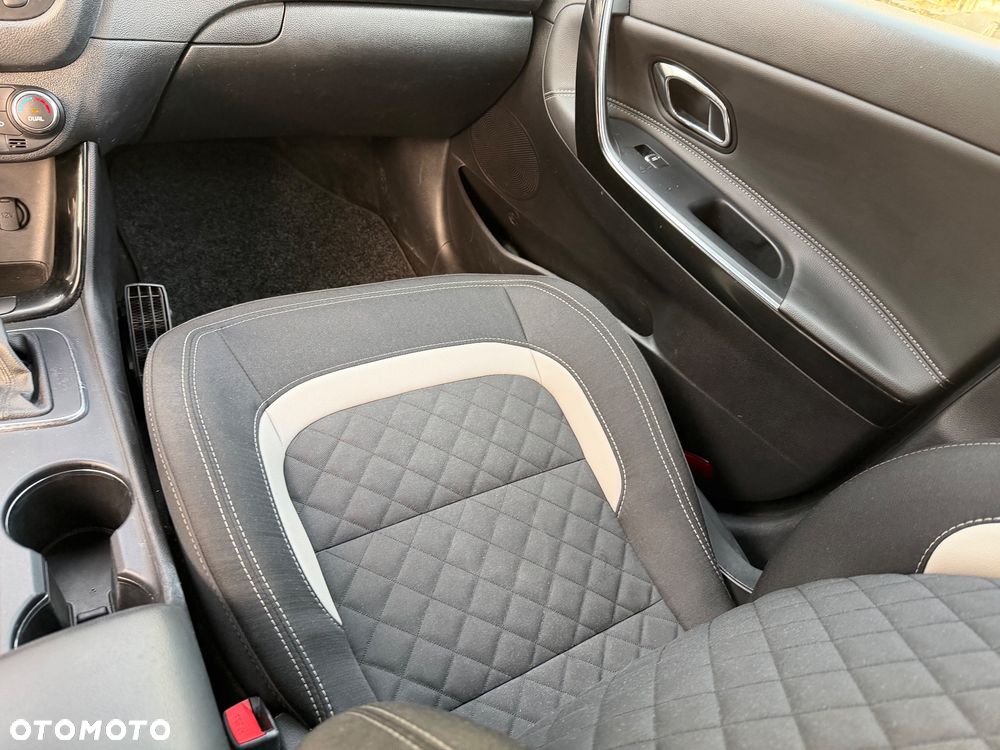 Kia Ceed - 21