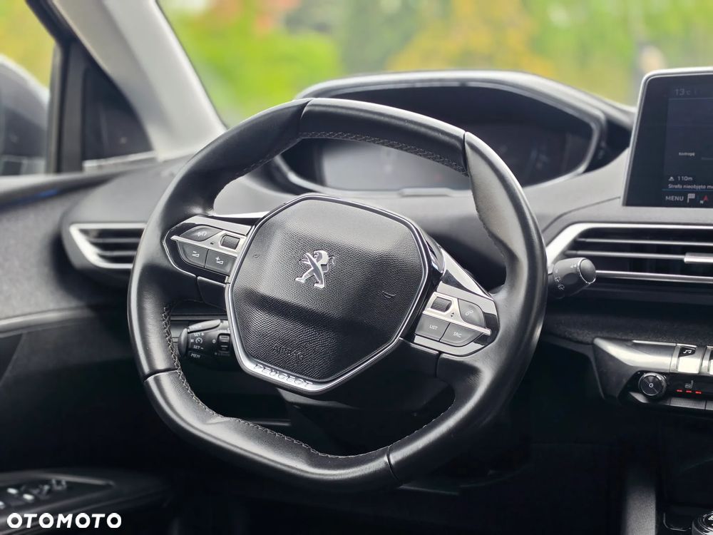 Peugeot 5008 - 36