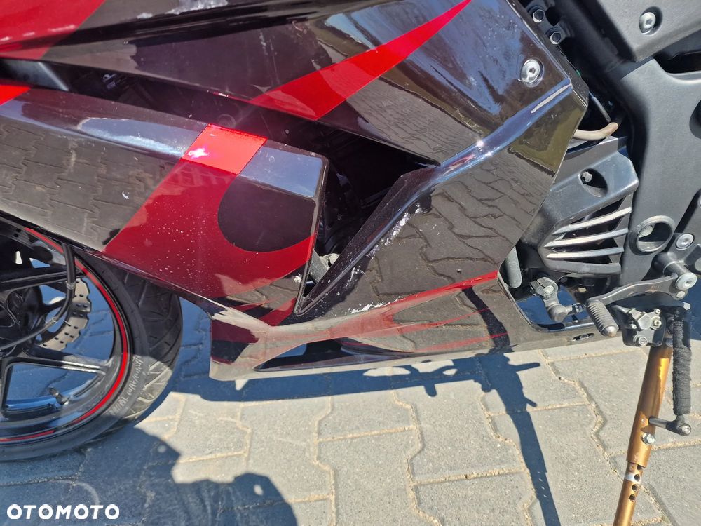 Kawasaki Ninja 250R - 8