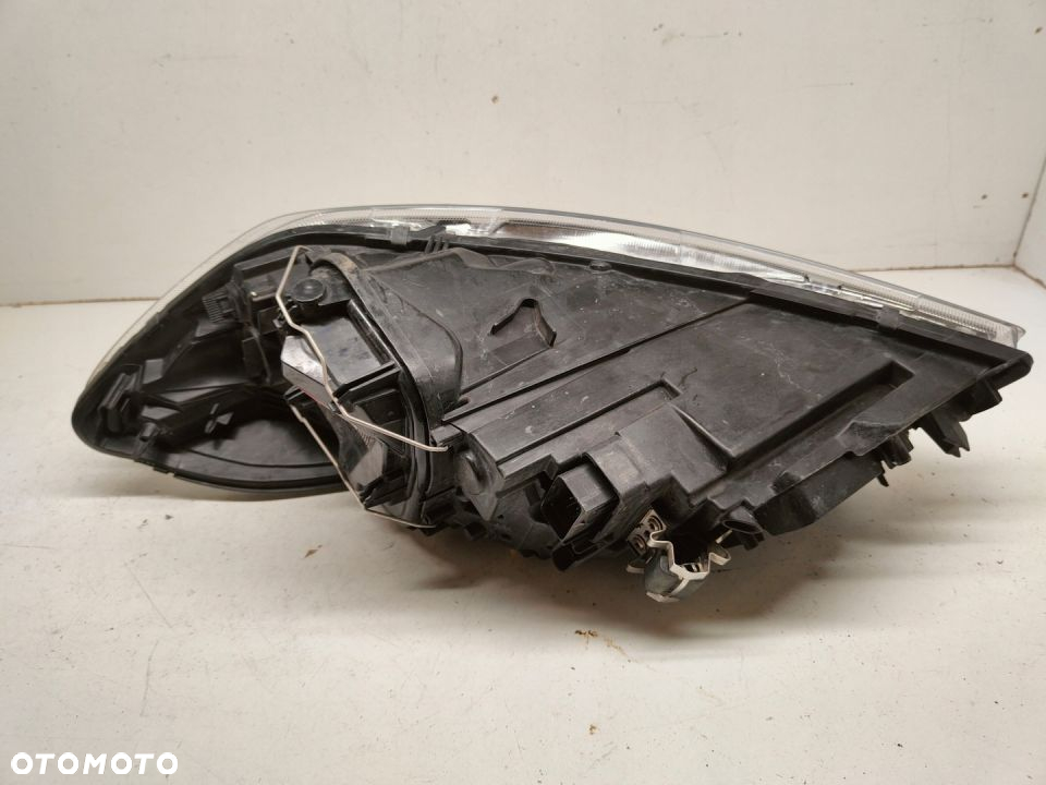 LAMPA PRAWA PRAWY PRZÓD VOLVO C70 II LIFT XENON - 4