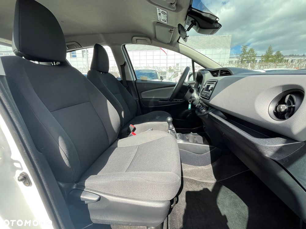 Toyota Yaris - 28
