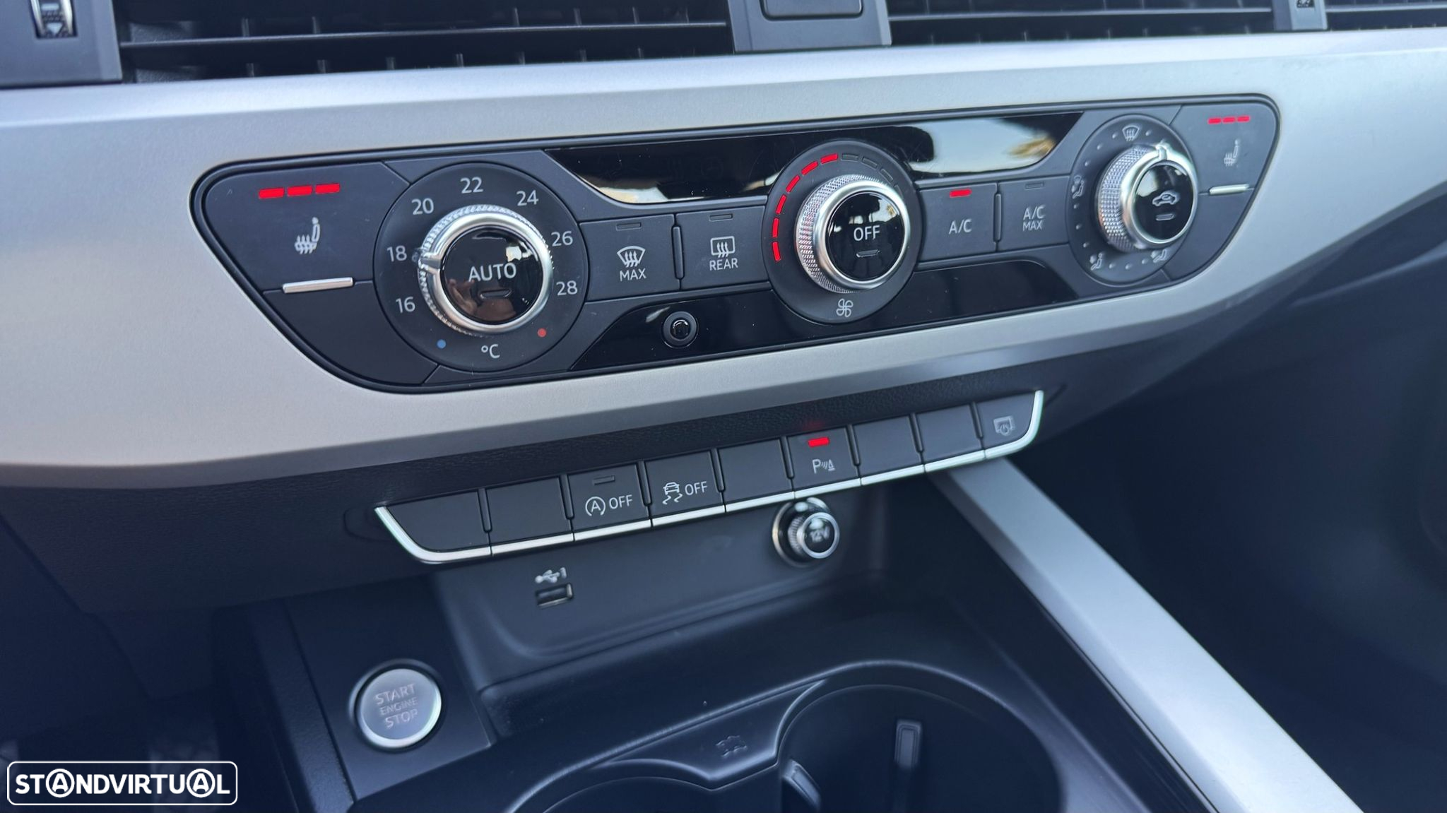 Audi A4 Avant 2.0 TDI Design S tronic - 27