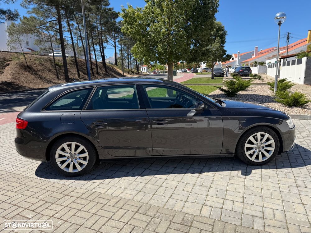Audi A4 Avant 2.0 TDI Business Line - 2