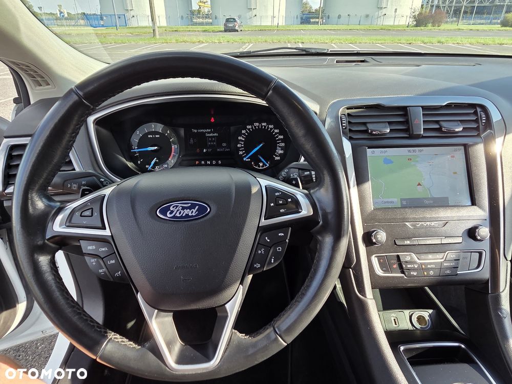 Ford Mondeo - 15