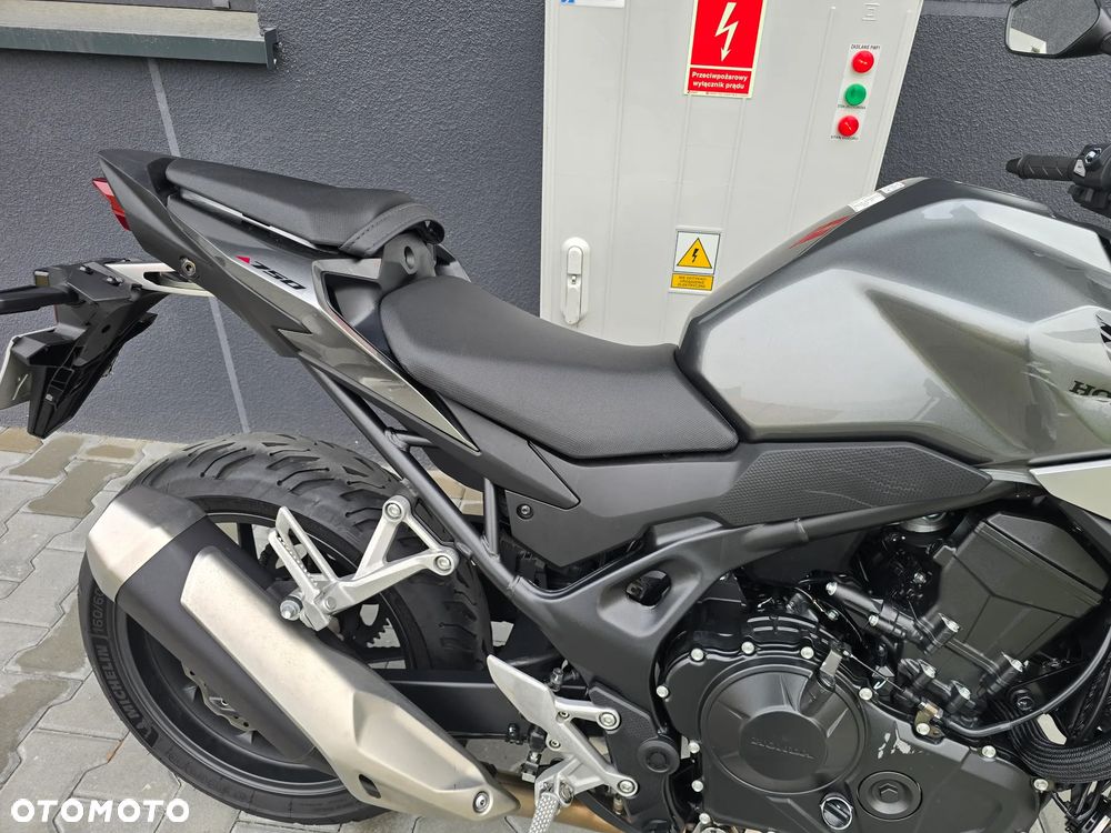 Honda Hornet - 26