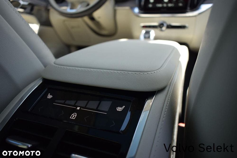 Volvo XC 90 - 28
